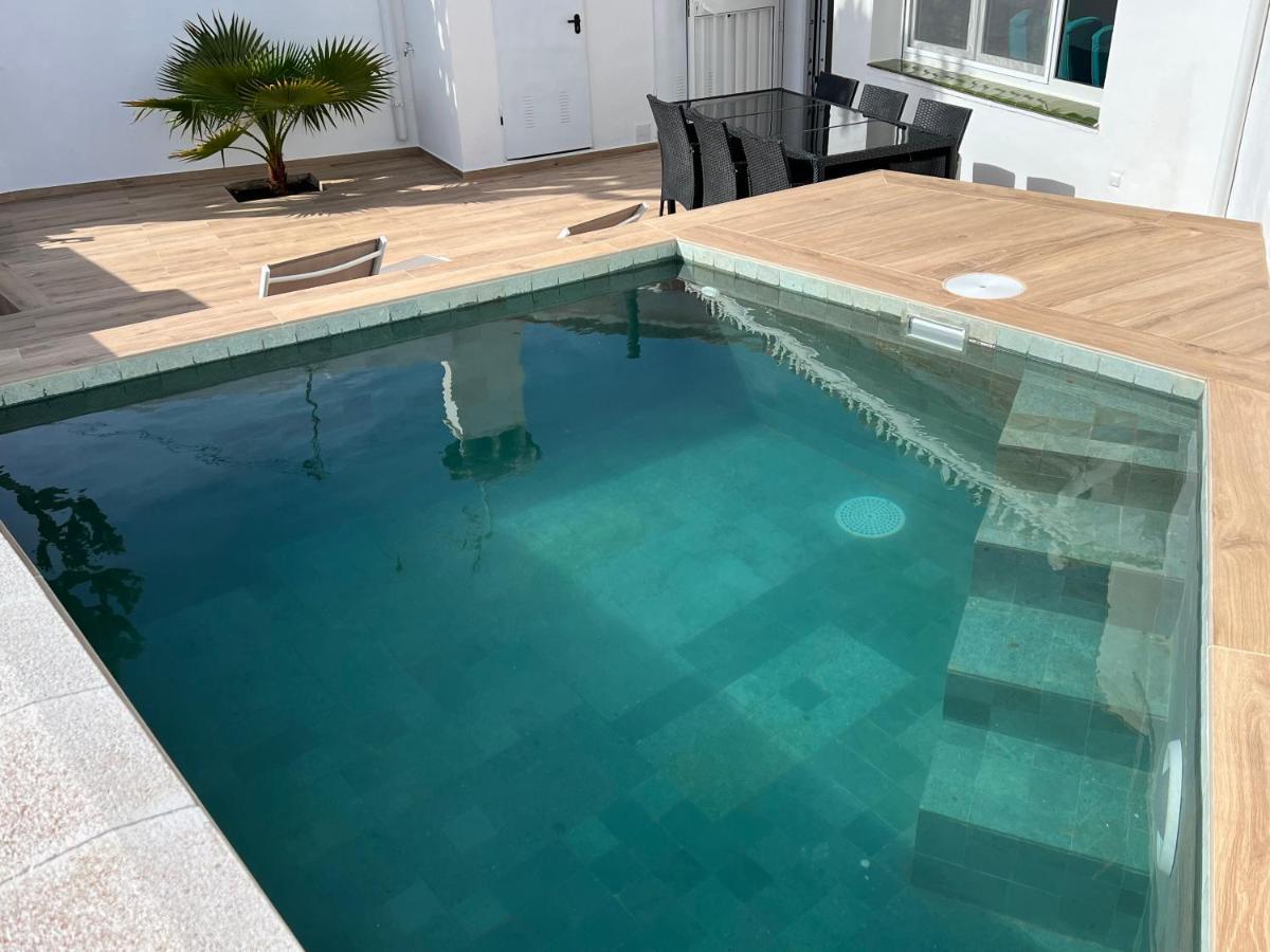 Karibu Beach & Pool Marbella Esterno foto
