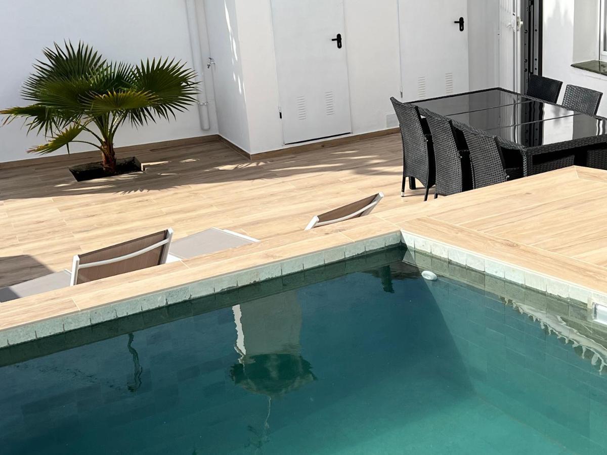 Karibu Beach & Pool Marbella Esterno foto